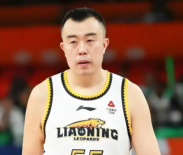 九游体育APP下载-喊话想打球了,韩德君复出?CBA规则曝光,谁注意大韩的表态|赵继伟|辽宁男篮|鄢手骐|退役|球迷_新浪体育_新浪新闻